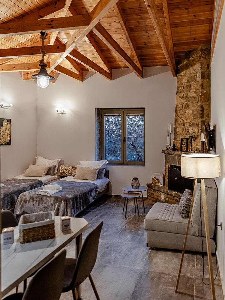 penelopes-rhapsody-ermis-2-3